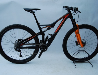 KM Bikes - Specialized Stumpjumper FSR 29 Carbon M